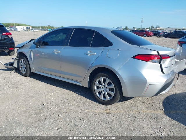 Toyota COROLLA LE 2022 5YFEPMAE6NP294908 Image 3