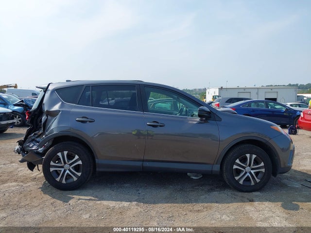 Toyota RAV4 LE 2018 JTMBFREV7JJ732847 Image 14