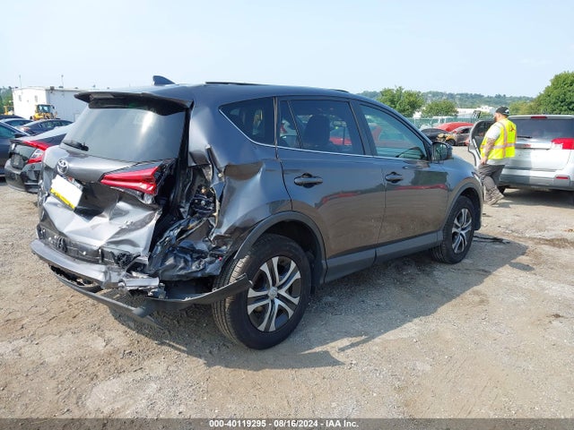 JTMBFREV7JJ732847 Toyota RAV4 LE