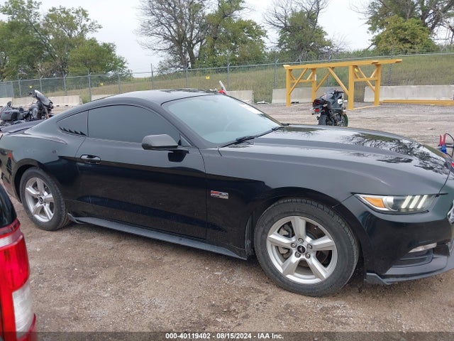 Ford Mustang V6 2017 1FA6P8AM9H5293410 Image 13
