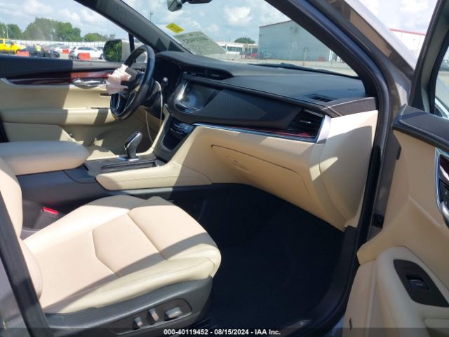 1GYKNCRS0JZ230449 Cadillac XT5 LUXURY