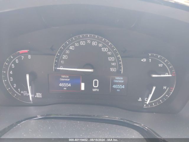 1GYKNCRS0JZ230449 Cadillac XT5 LUXURY