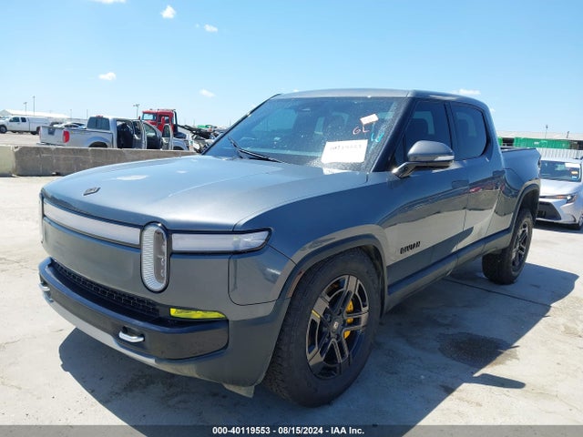 Rivian R1t Adventure 2022 7FCTGAAA1NN006142 Image 2