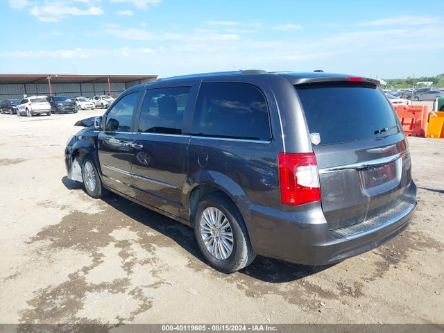 2C4RC1JG9FR715003 Chrysler Town & Country Limited