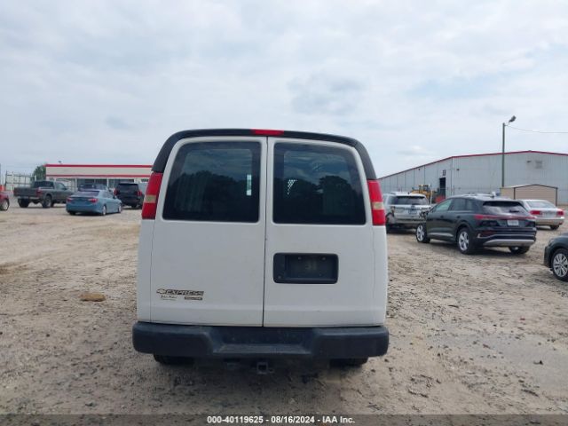 1GCWGGCF2F1232617 Chevrolet Express 2500 Work Van