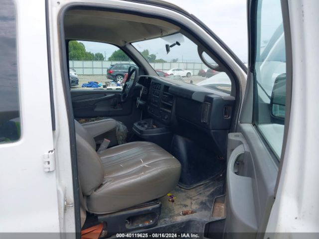 1GCWGGCF2F1232617 Chevrolet Express 2500 Work Van