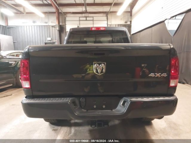 1C6RR7FG2KS638579 RAM 1500 Classic Express Quad Cab 4x4 6'4 Box