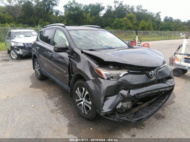 Toyota RAV4 LE 2017 JTMZFREV0HJ100992 main image