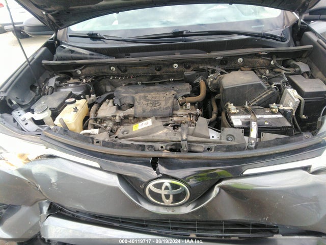 Toyota RAV4 LE 2017 JTMZFREV0HJ100992 Image 10