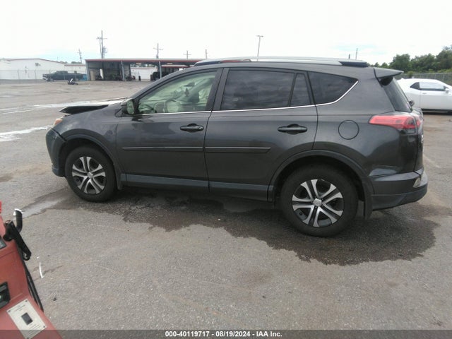 Toyota RAV4 LE 2017 JTMZFREV0HJ100992 Image 14