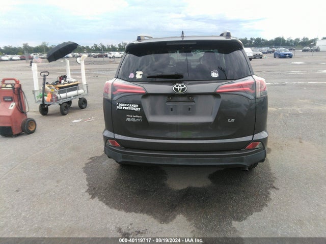 Toyota RAV4 LE 2017 JTMZFREV0HJ100992 Image 16