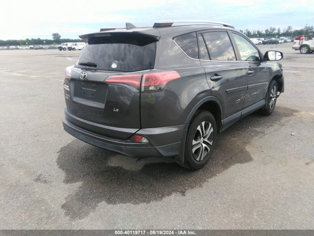 Toyota RAV4 LE 2017 JTMZFREV0HJ100992 Image 4