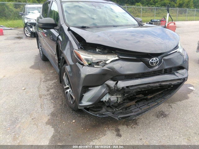 Toyota RAV4 LE 2017 JTMZFREV0HJ100992 Image 6