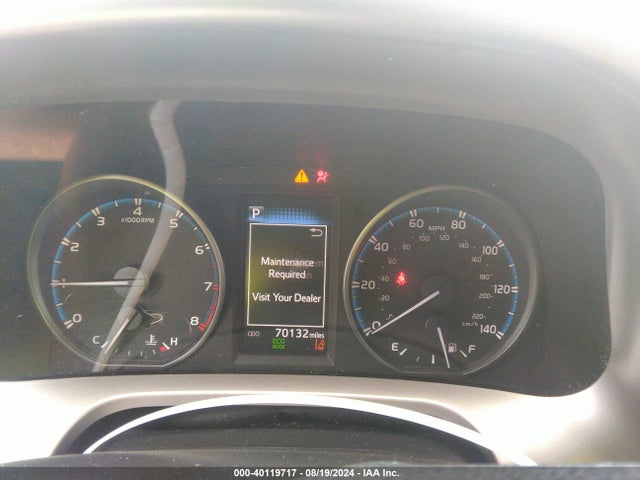 Toyota RAV4 LE 2017 JTMZFREV0HJ100992 Image 7