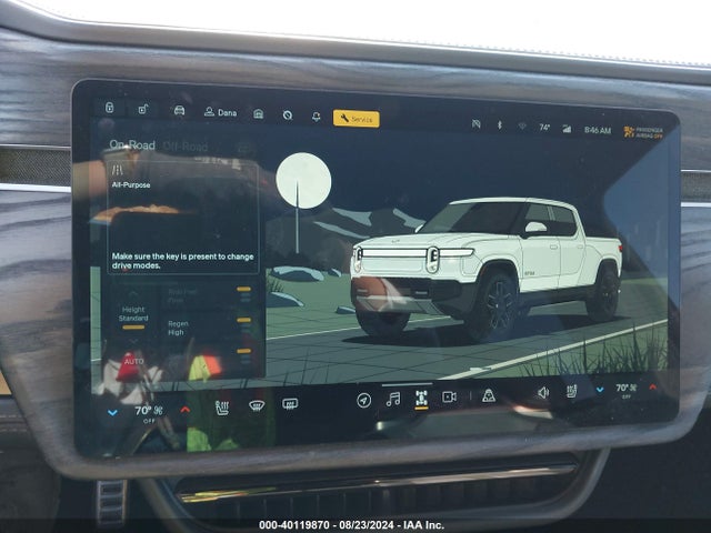 Rivian R1t Adventure 2022 7FCTGAAA7NN013094 Image 19