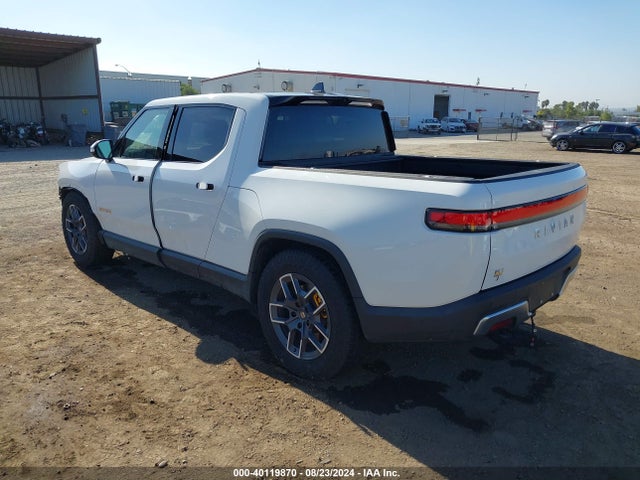 Rivian R1t Adventure 2022 7FCTGAAA7NN013094 Image 3