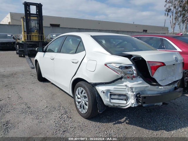 Toyota COROLLA LE 2017 5YFBURHE1HP709989 Image 3