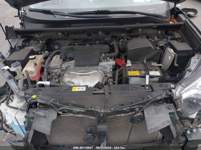 Toyota Rav4 Limited 2018 JTMDFREV6JD236610 Image 10