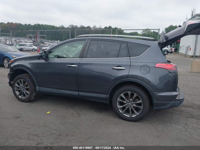 Toyota Rav4 Limited 2018 JTMDFREV6JD236610 Image 3