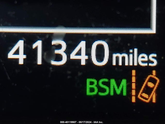 Toyota Rav4 Limited 2018 JTMDFREV6JD236610 Image 7