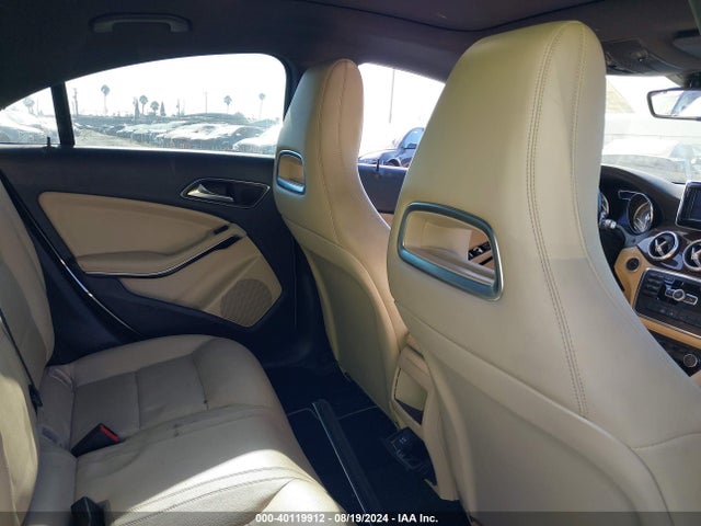 WDDSJ4EB9EN135517 Mercedes-Benz CLA 250