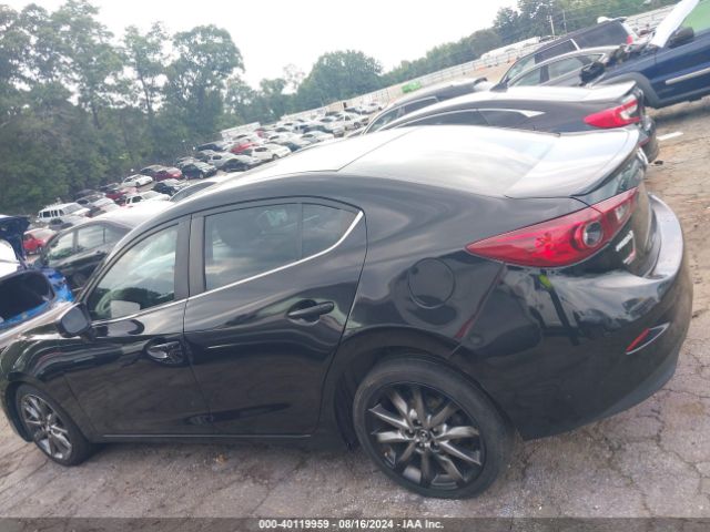 3MZBN1V32JM203101 Mazda Mazda3 Touring