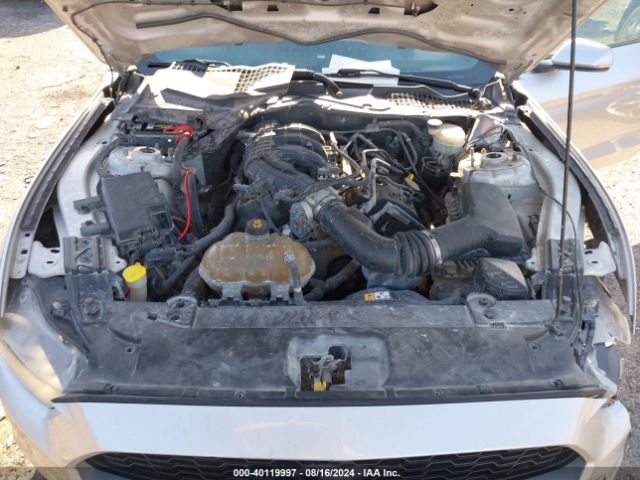 1FA6P8AM8F5427188 Ford Mustang V6