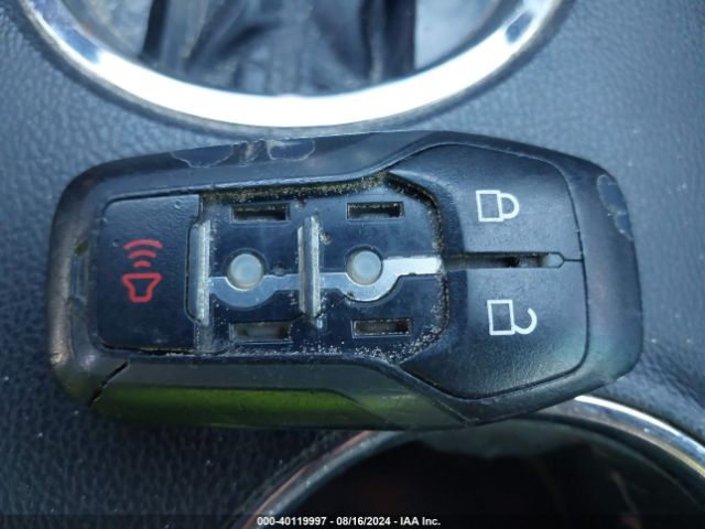 1FA6P8AM8F5427188 Ford Mustang V6