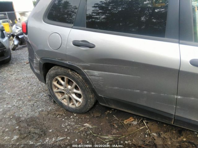 1C4PJMAB7GW182919 Jeep Cherokee Sport