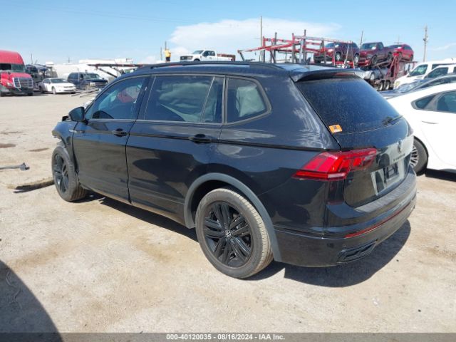3VVCB7AX0NM107664 Volkswagen Tiguan 2.0t Se R-line Black