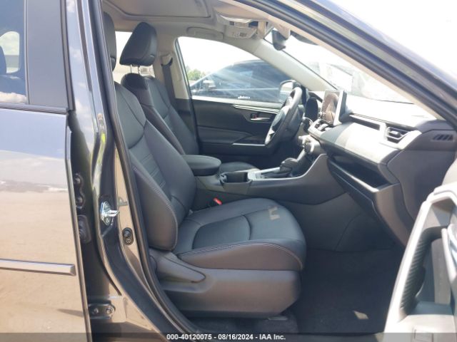 2T3C1RFV5RW333479 Toyota Rav4 Xle Premium