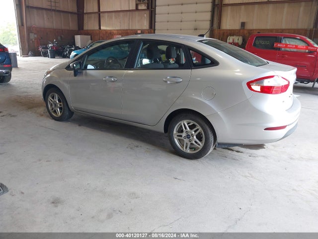 Ford FIESTA SE 2017 3FADP4BJ4HM118741 Image 3