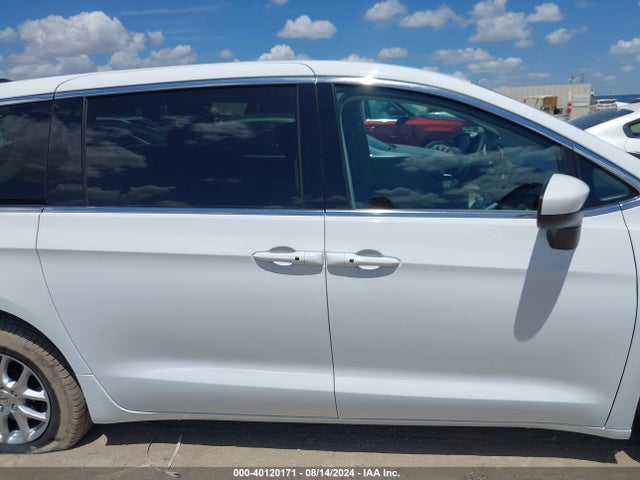2C4RC1CG9PR516466 Chrysler Voyager Lx