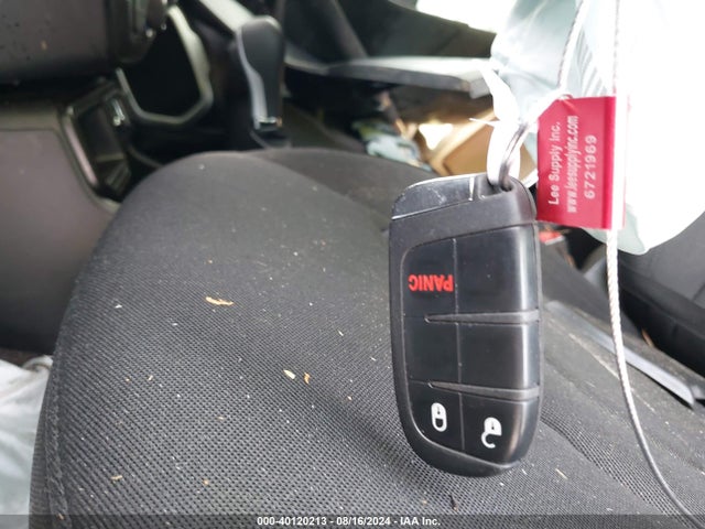 ZACNJABB1LPL67511 Jeep Renegade Latitude Fwd