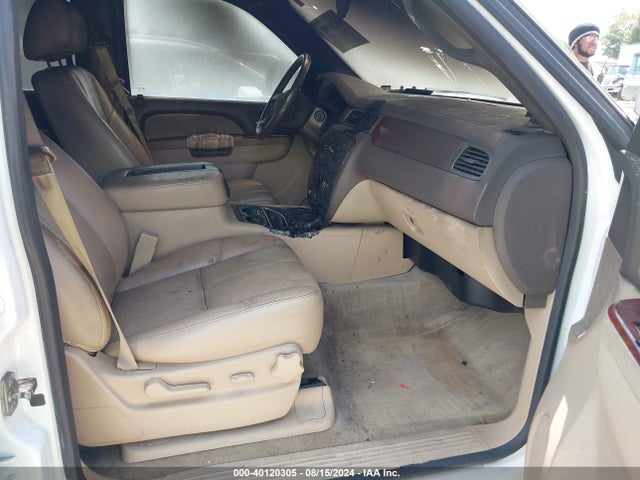 Chevrolet Tahoe Lt 2014 1GNSCBE05ER226498 Image 5