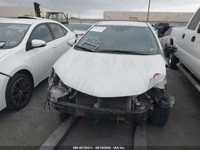 Toyota COROLLA SE 2018 5YFBURHE0JP792319 Image 13