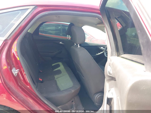 Ford FOCUS SE 2015 1FADP3F2XFL219262 Image 8