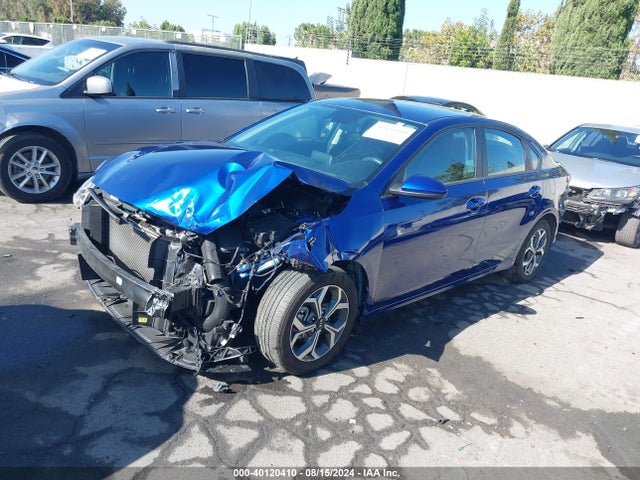 KIA Forte Lxs 2021 3KPF24AD2ME406405 Image 2