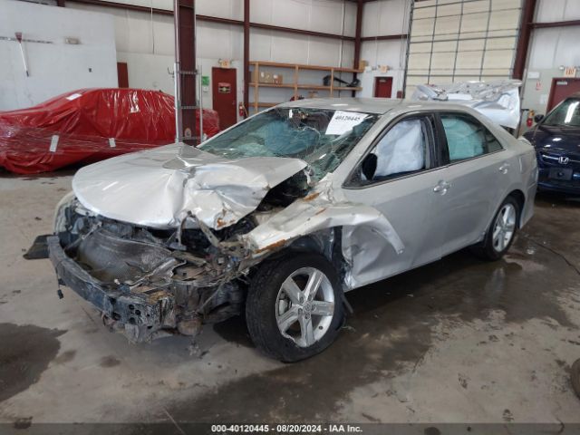 4T1BF1FK4EU358901 Toyota CAMRY SE