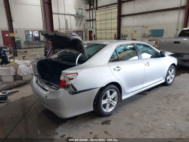 4T1BF1FK4EU358901 Toyota CAMRY SE