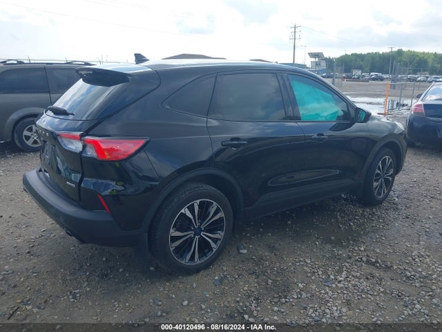 Ford ESCAPE SE 2022 1FMCU9G62NUB21835 Image 4