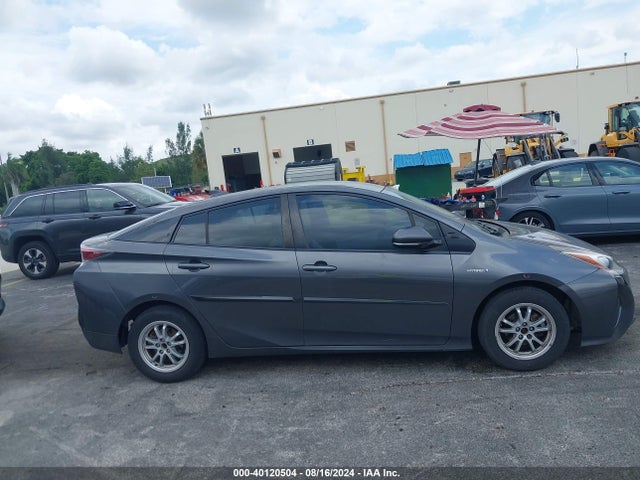 Toyota Prius Four 2017 JTDKARFU6H3032773 Image 13