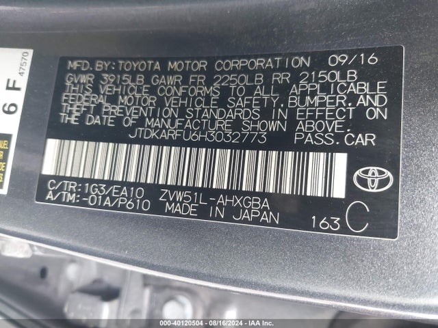 Toyota Prius Four 2017 JTDKARFU6H3032773 Image 9