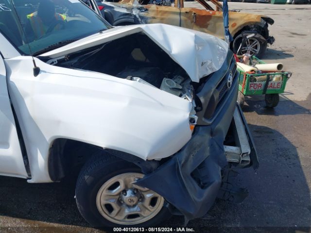 5TFNX4CN5EX040752 Toyota Tacoma