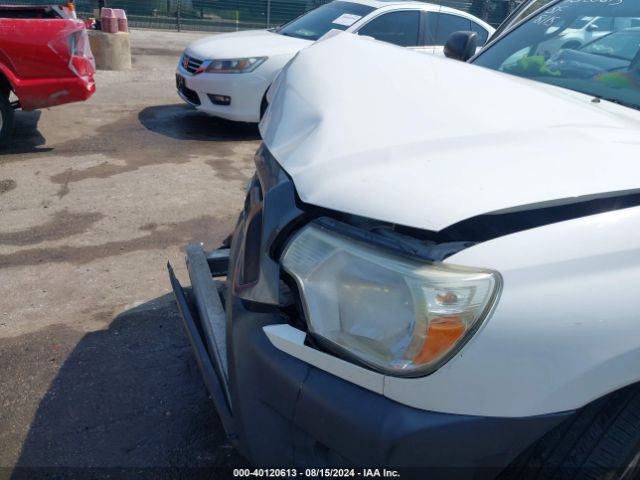 5TFNX4CN5EX040752 Toyota Tacoma