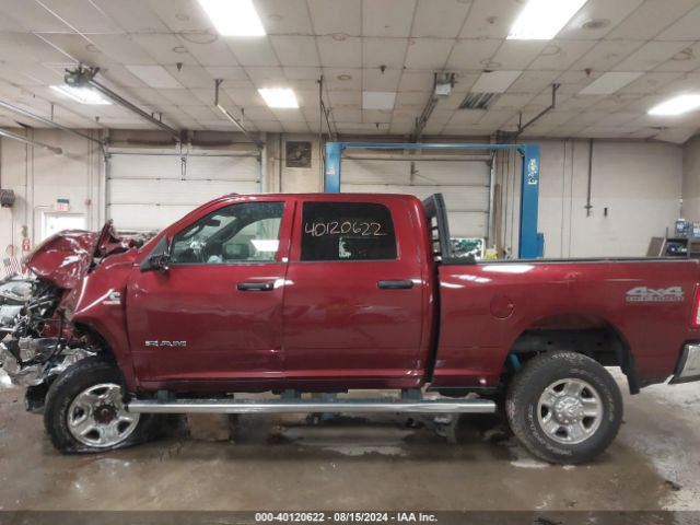 3C6UR5CL9NG209595 RAM 2500 Tradesman  4x4 6'4 Box