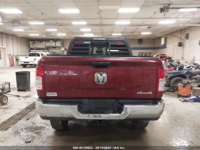 3C6UR5CL9NG209595 RAM 2500 Tradesman  4x4 6'4 Box