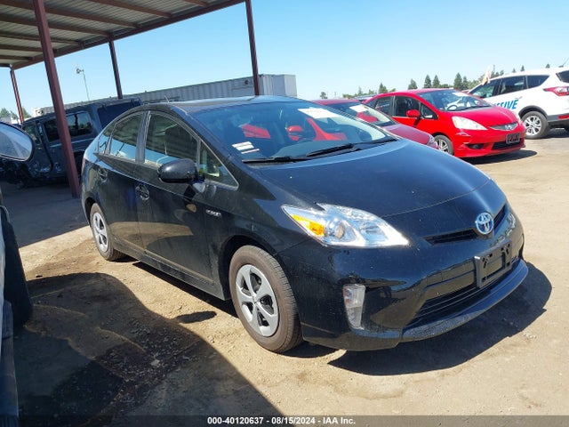 Toyota Prius Two 2015 JTDKN3DU0F0469008 Image 13