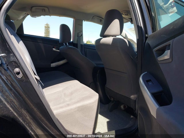 Toyota Prius Two 2015 JTDKN3DU0F0469008 Image 8