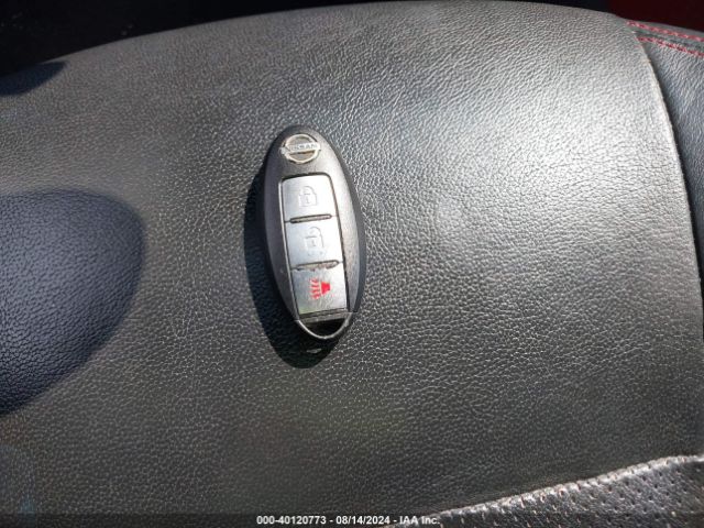 JN8AF5MR2FT508085 Nissan Juke Sl